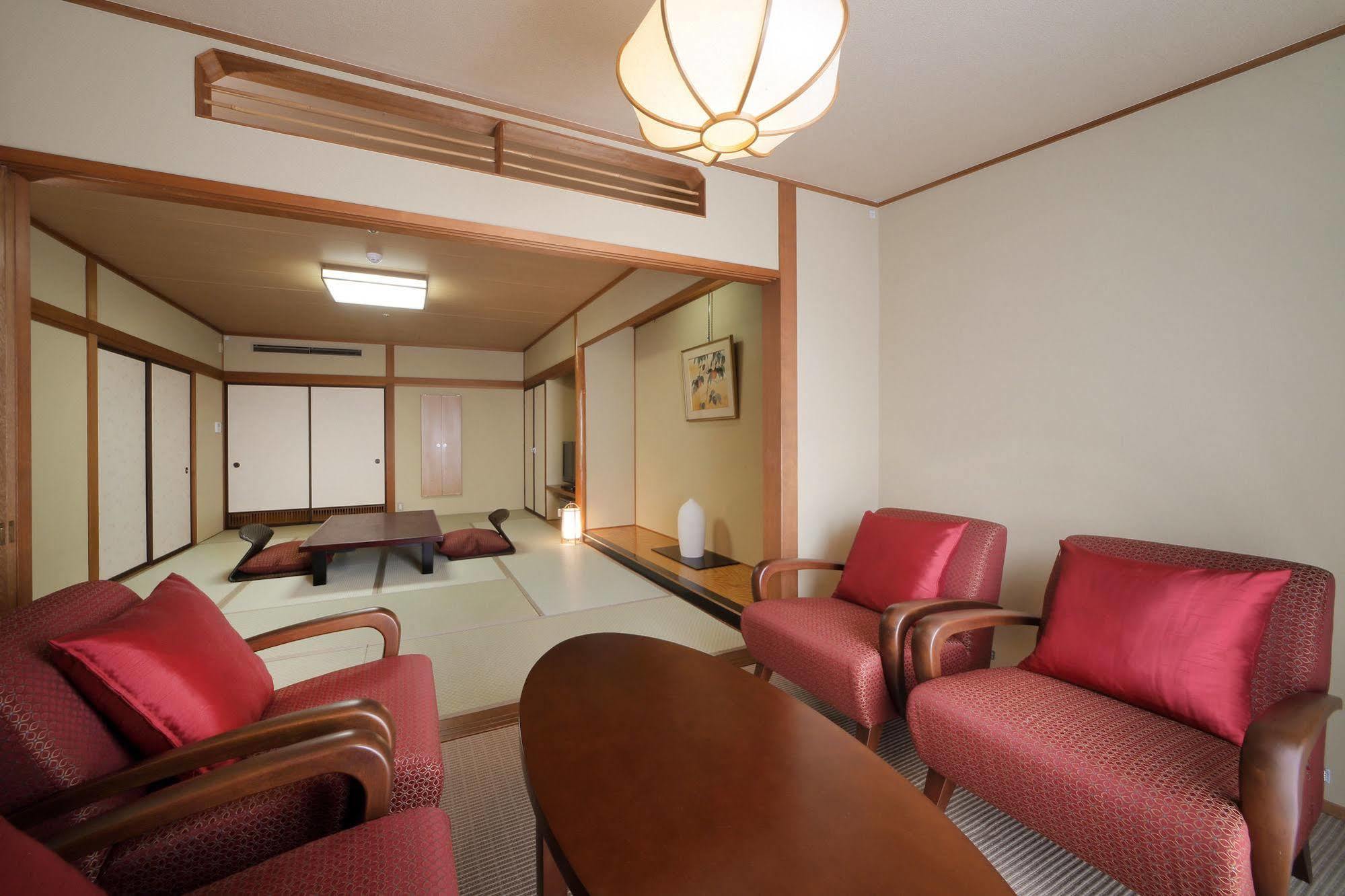 Asaya Hotel Nikko Eksteriør billede A traditional Japanese room